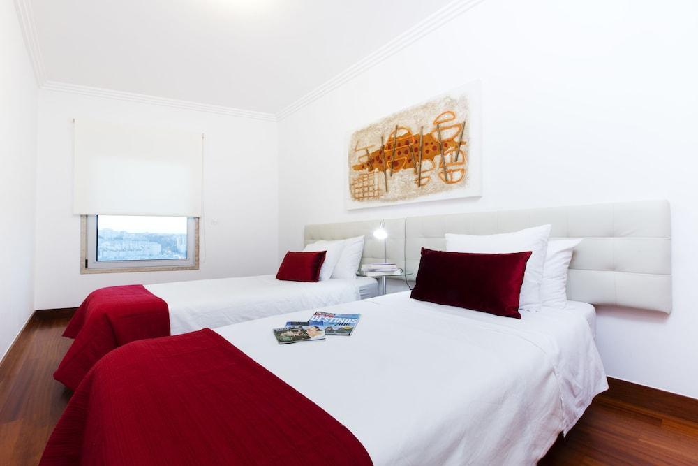 In Oriente 25 - Parque Nacoes Hotel Lisbon